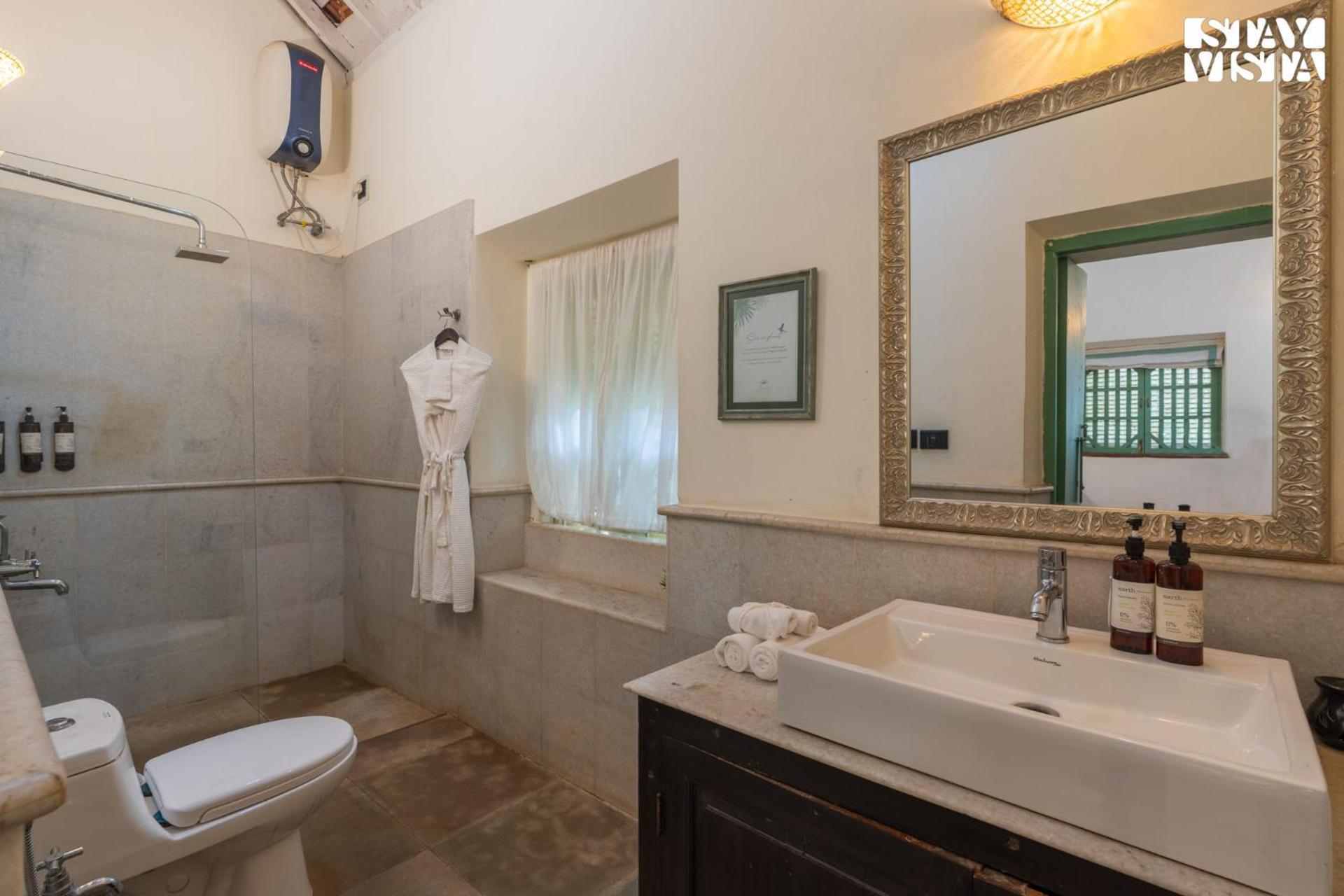 Stayvista At Amalia By Tellado With Pool, Wifi Assagao Exterior foto